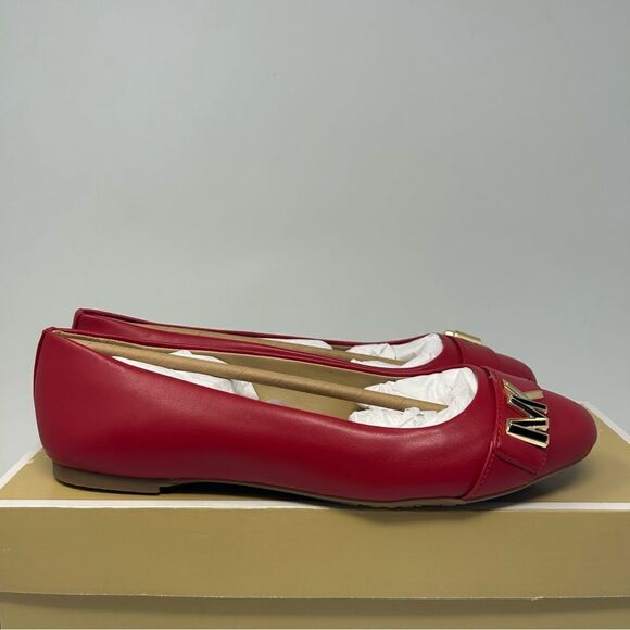 Michael Kors Jilly Ballet Flat - Picture 2 of 8